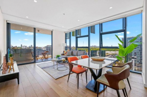 City View 2 Bedrooms apt in Waterloo Sydney